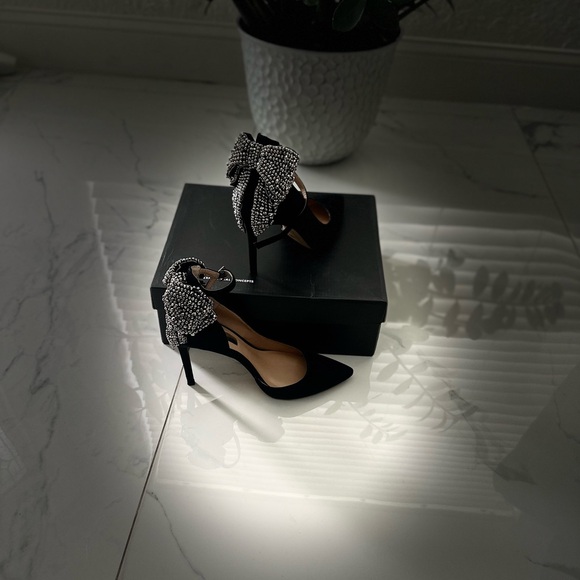 INC International Concepts Black Heels with Silver Accents - Picture 2 of 2